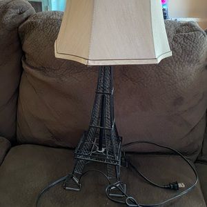 Eiffel Tower lamp